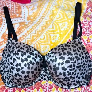 Victoria’s Secret BioFit Demi Uplift 36DD